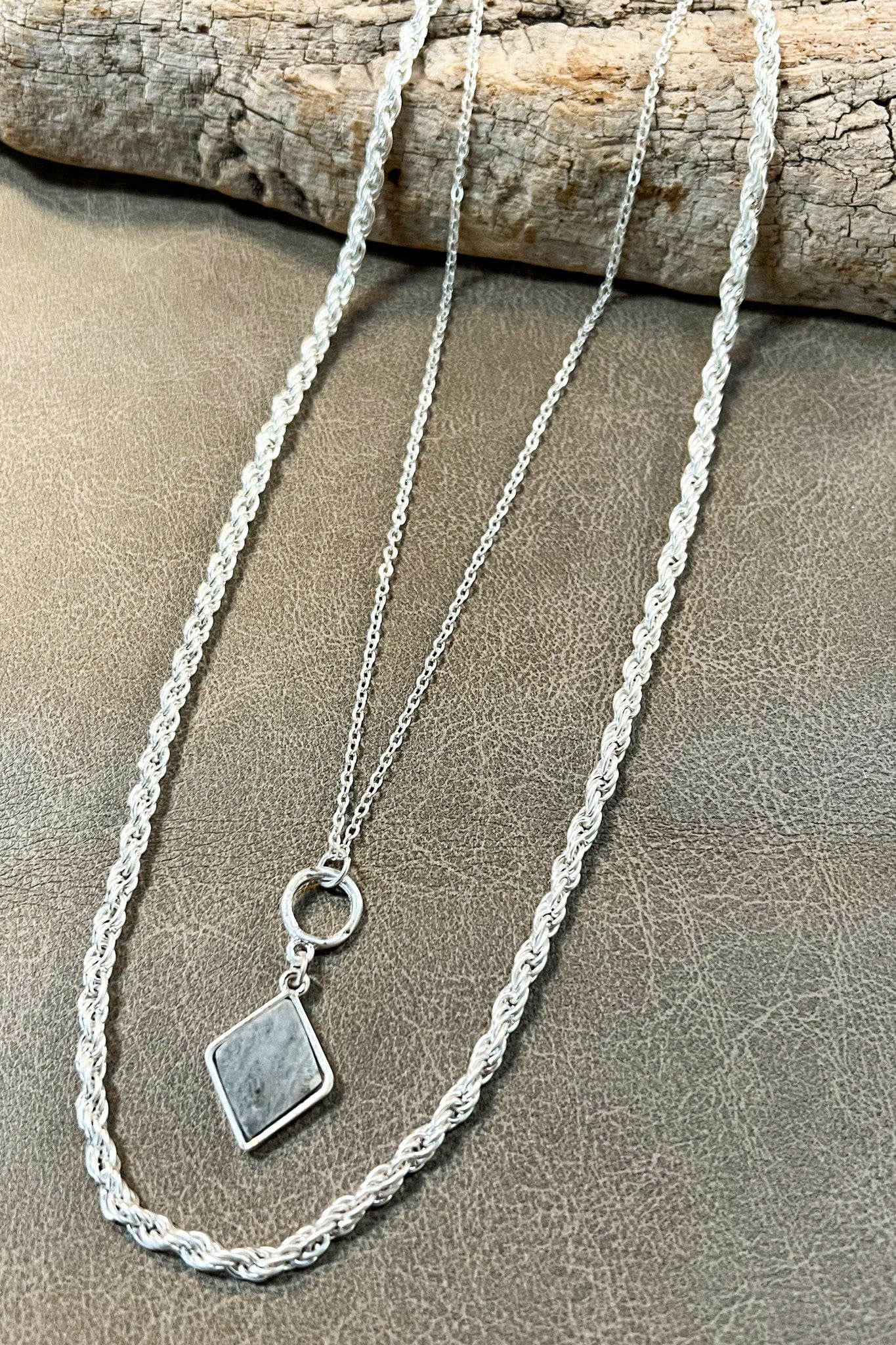 Jessie Necklace
