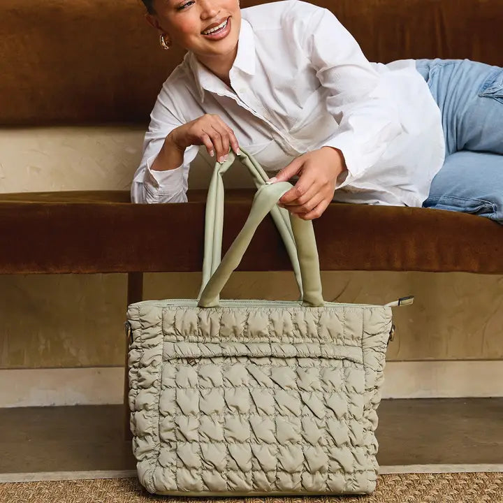 Handbag quilted tote