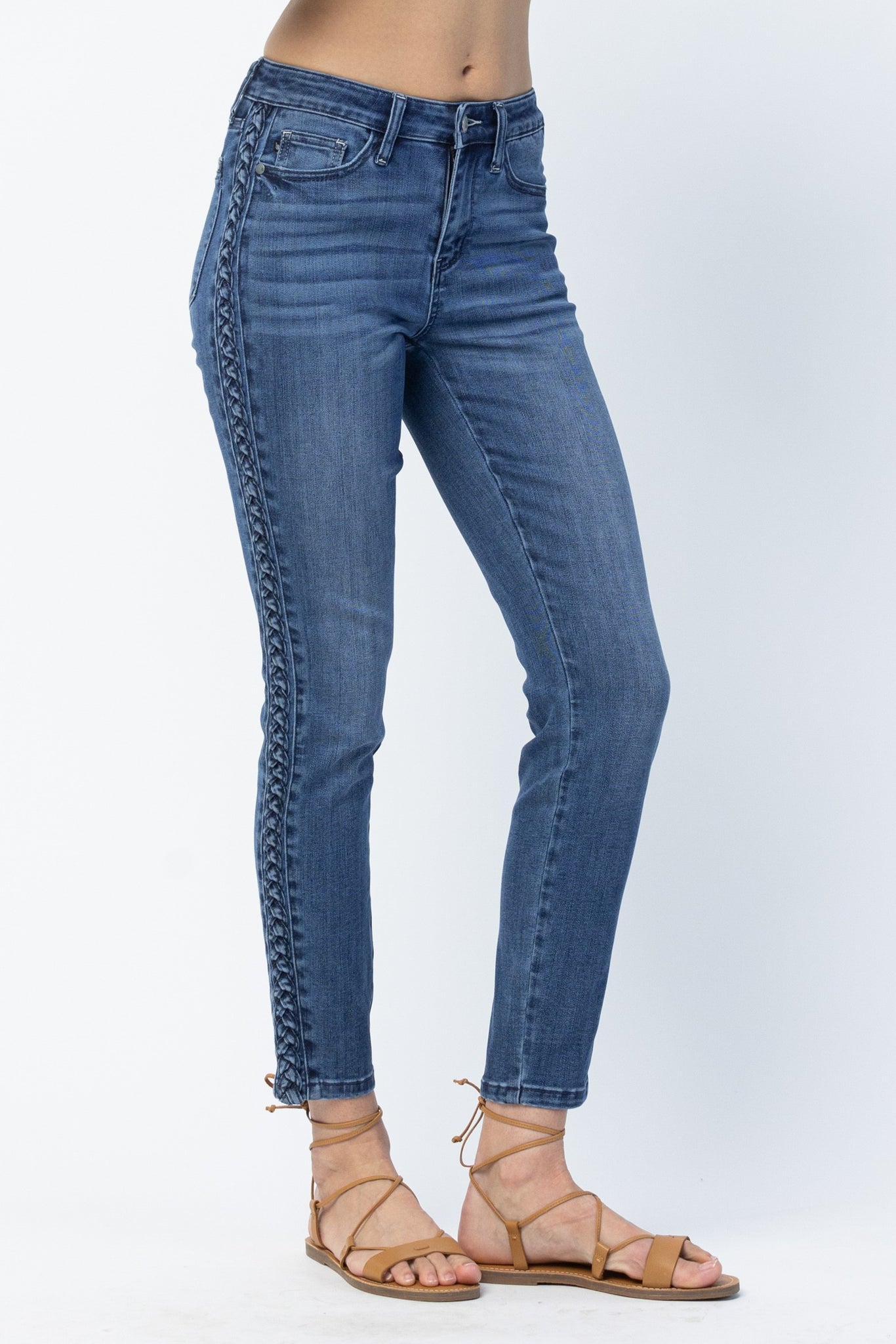 Judy Blue Mid-rise Relaxed Fit w/Braid Detail